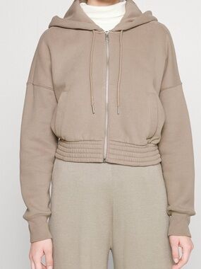 Abercrombie & Fitch Soft A&F Max Essentials Cropped Zip Hoodie Large Tan